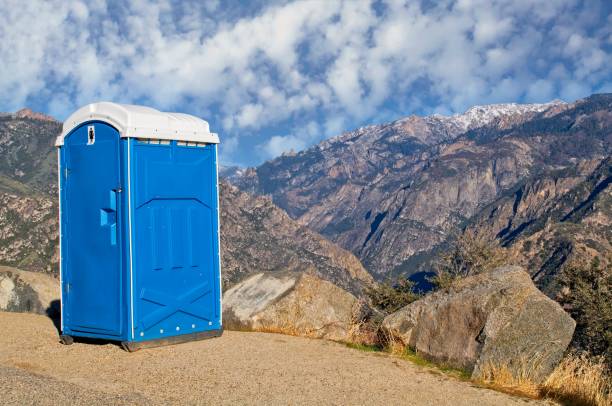 Best Deluxe Portable Toilet Rental  in Maywood, CA